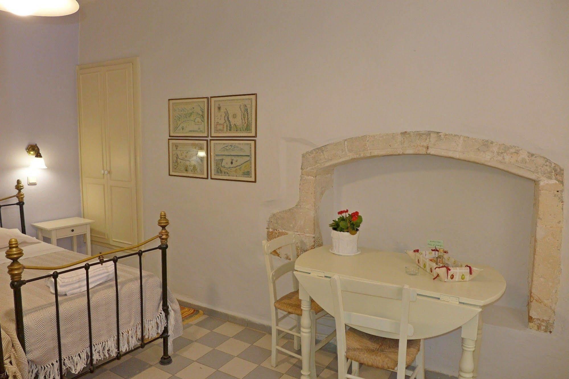 Pension Eva La Canea Esterno foto
